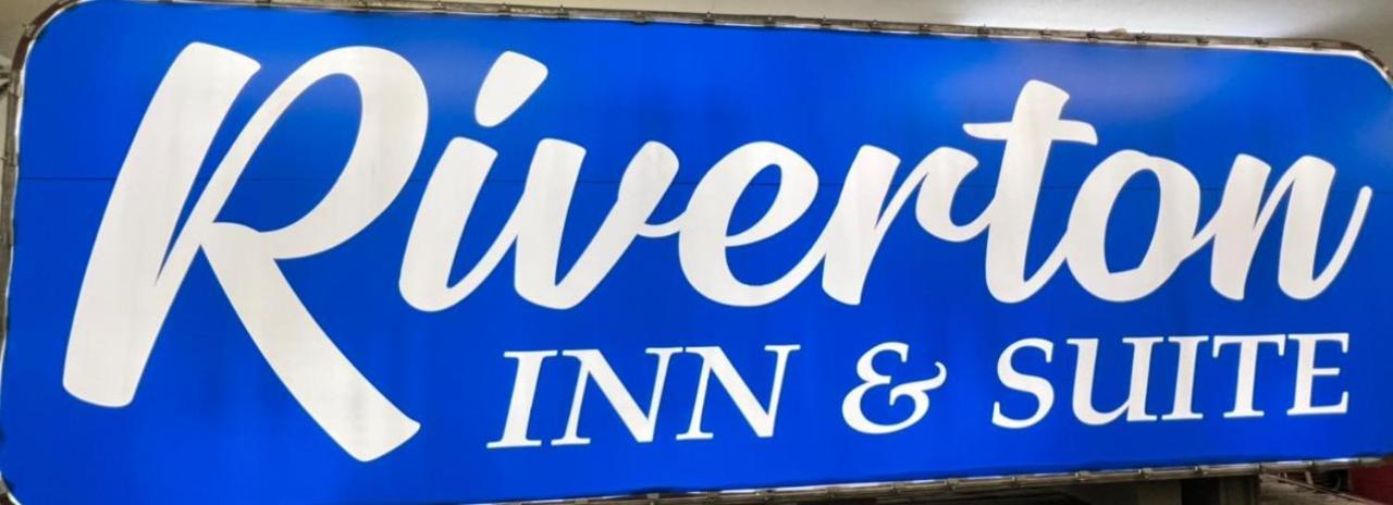 Riverton Inn & Suites Riverton Exterior photo